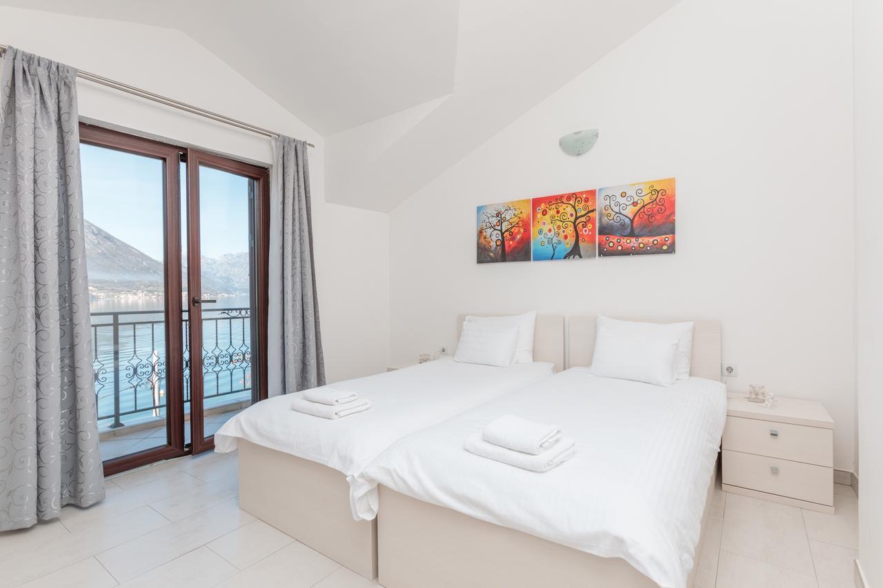 Apartments Miramar Котор Экстерьер фото