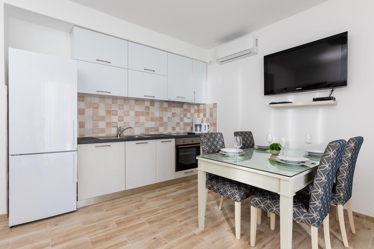 Apartments Miramar Котор Экстерьер фото