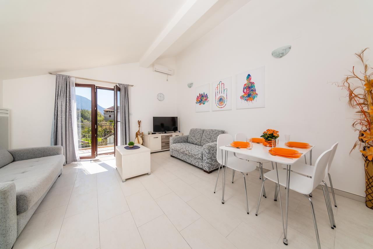 Apartments Miramar Котор Экстерьер фото