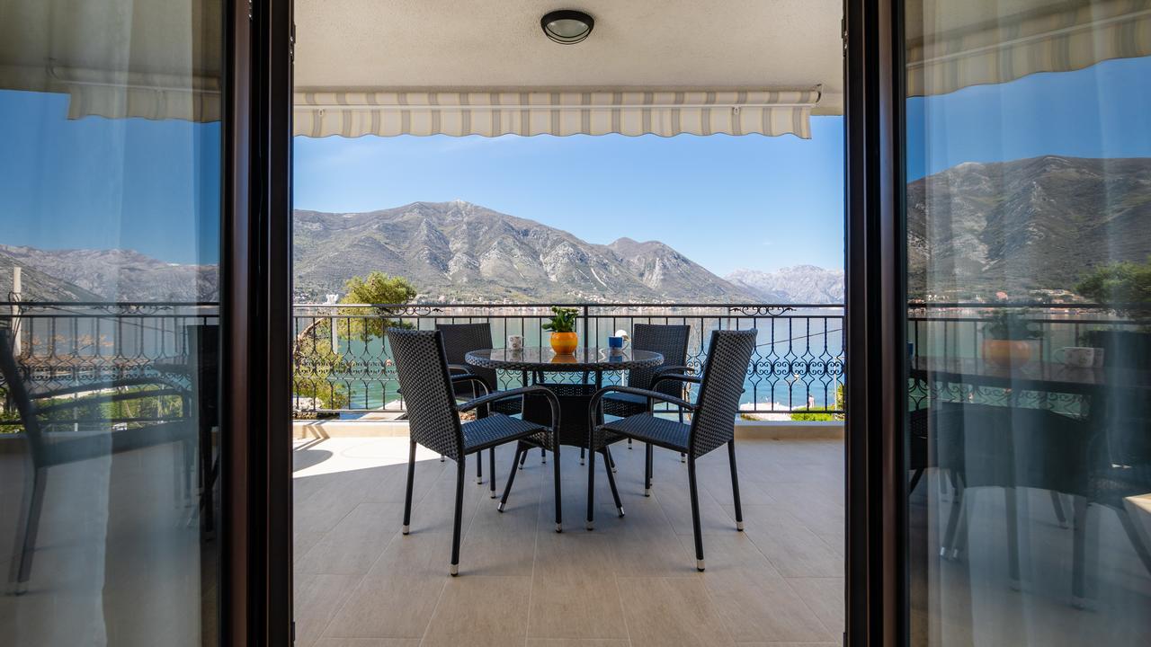 Apartments Miramar Котор Экстерьер фото