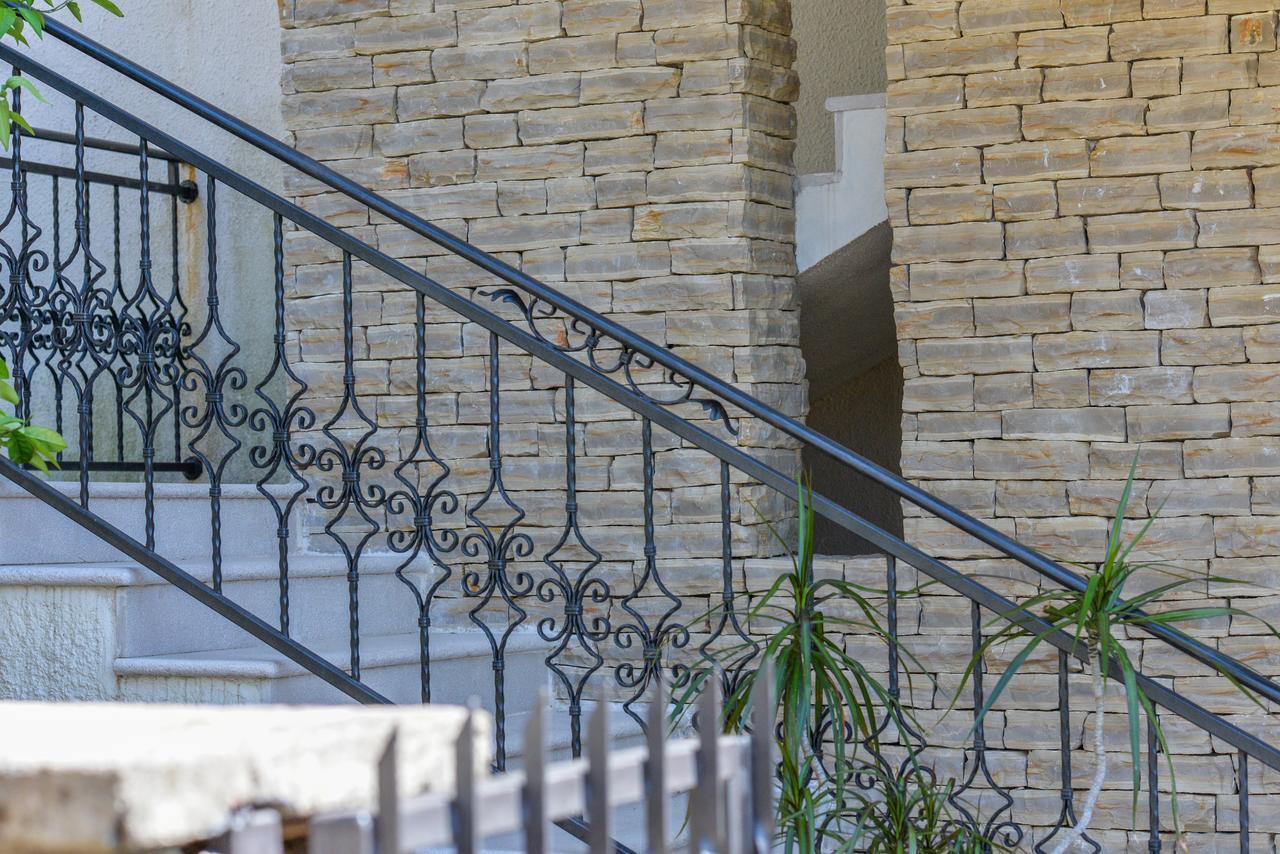 Apartments Miramar Котор Экстерьер фото